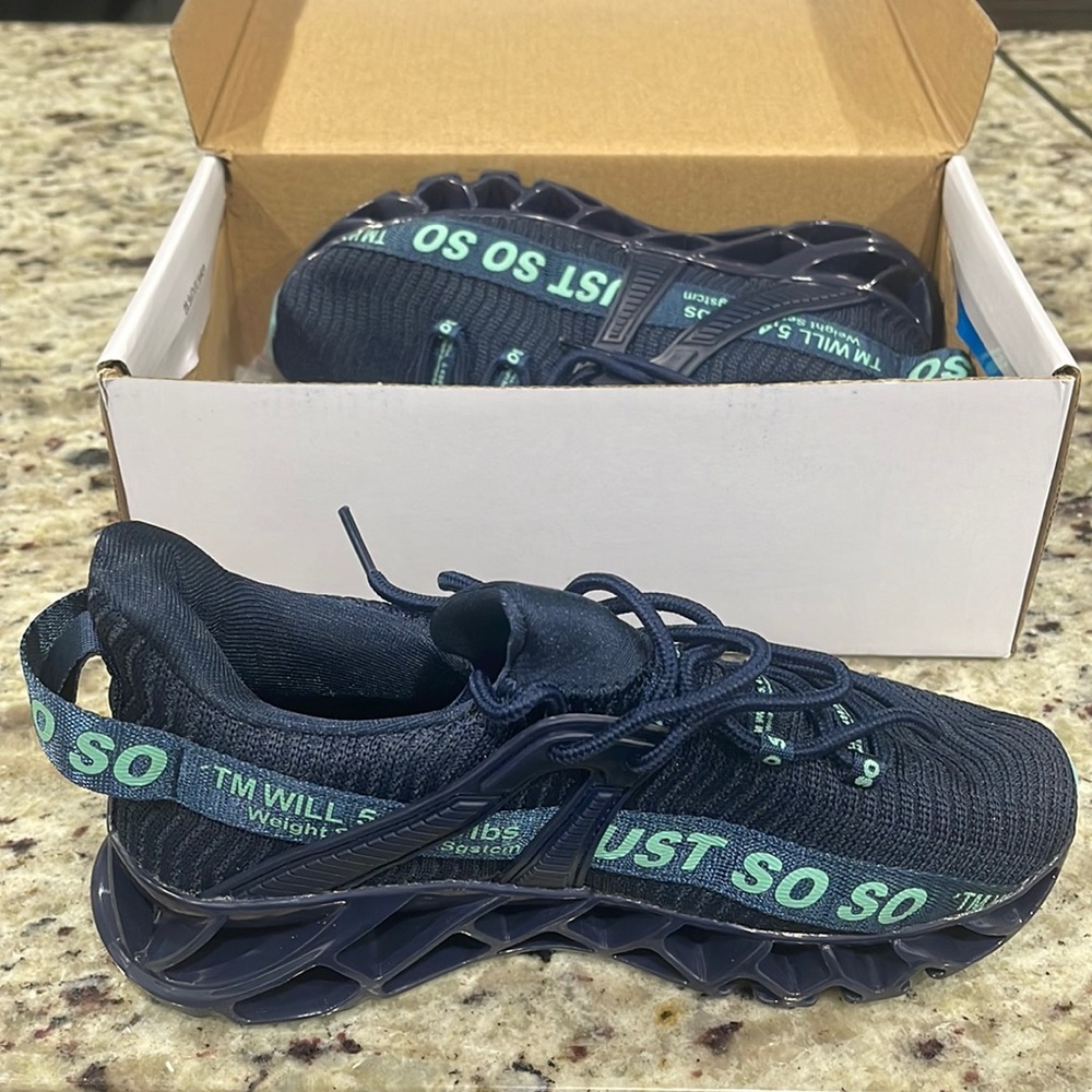 BNIB SOSO Running Shoes Blue